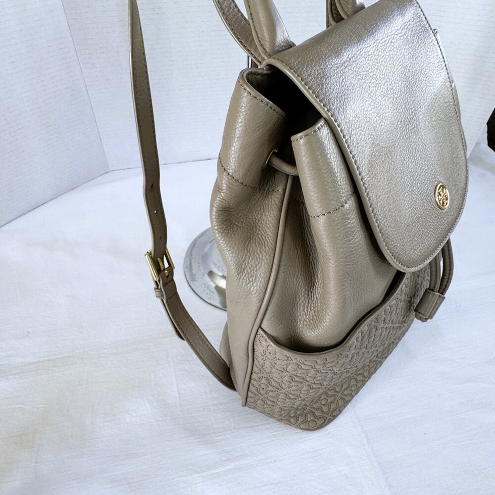 Tory Burch BRYANT Quilted Back Pack Gray Lightly Pebbled Leather Great Cond - Picture 5 of 13